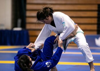 BJJ 101: The Standing Guard Pass