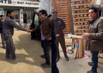 Sachin Tendulkar visits bat manufacturing unit in Kashmir