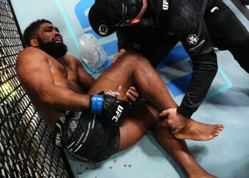 Chris Curtis Tears Hamstring In UFC Vegas 90 Main Event Loss