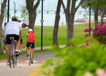 5 Best Cycling Routes In Singapore