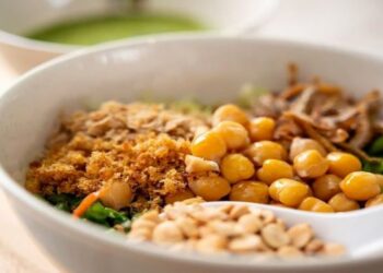 The Secret Healthy Menu Items At Singapore’s Hawker Centres