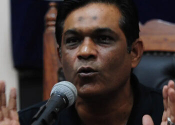 'Before we shift blame to the players, first the PCB & its governing body needs to be sacked!' - Rashid Latif reposts tweet lambasting PCB