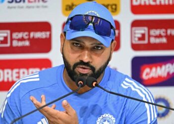 Huge gathering at event calls for Rohit Sharma as skipper for World Cup 2027, video goes viral