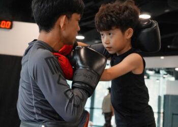 How Martial Arts Teaches Children To Stay Confident Under Peer Pressure