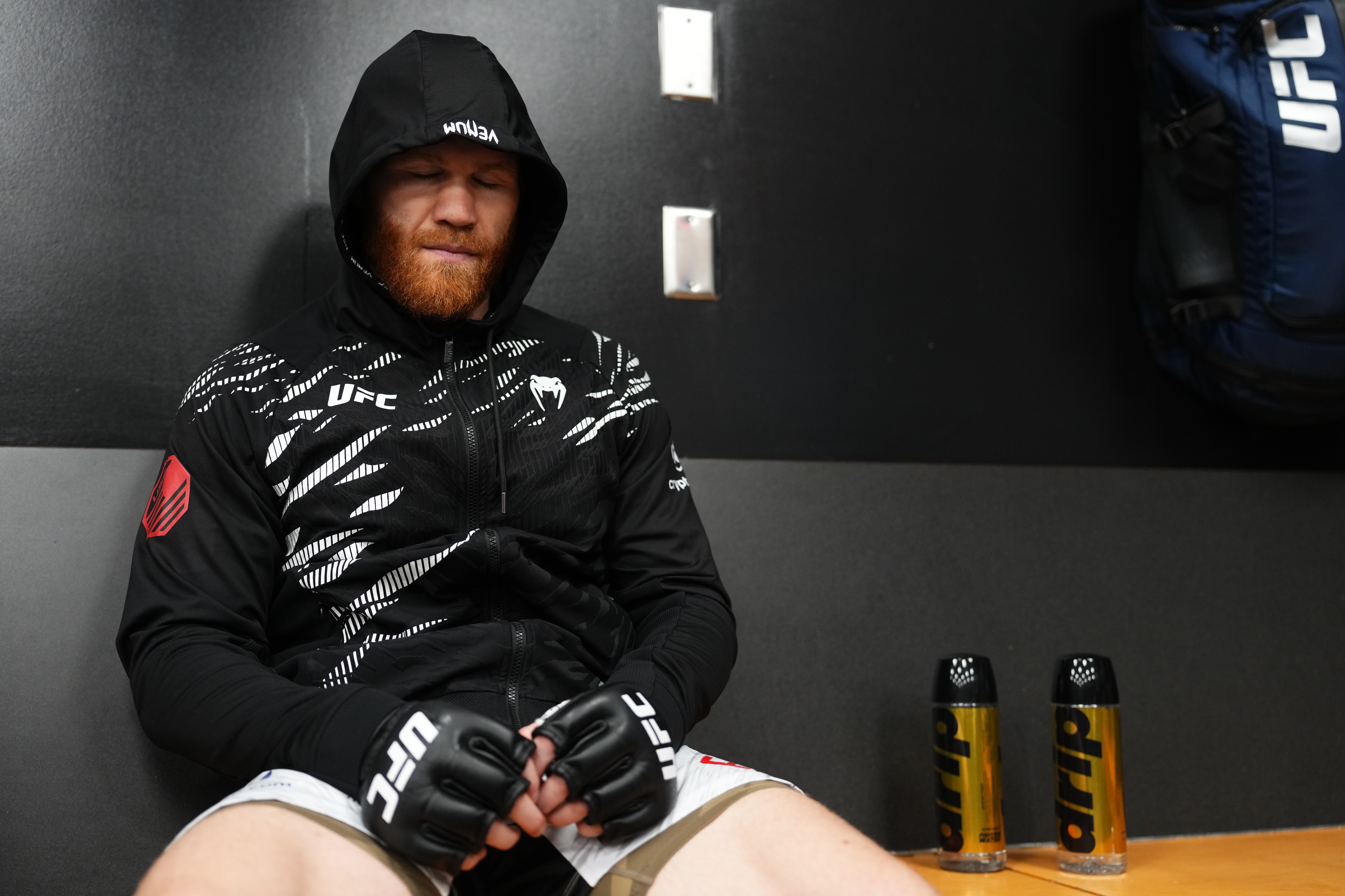 Fighter who got knocked out in first round, reacts to bizarre UFC Vancouver decision loss - ‘Clear mistake by the ref’