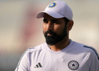 'The selection committee was desperate' - BCCI official clears air on Mohammed Shami's selection controversy | CricTracker
