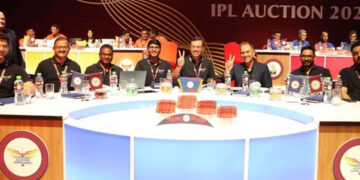 Who makes the decisions in IPL Auctions? | CricTracker
