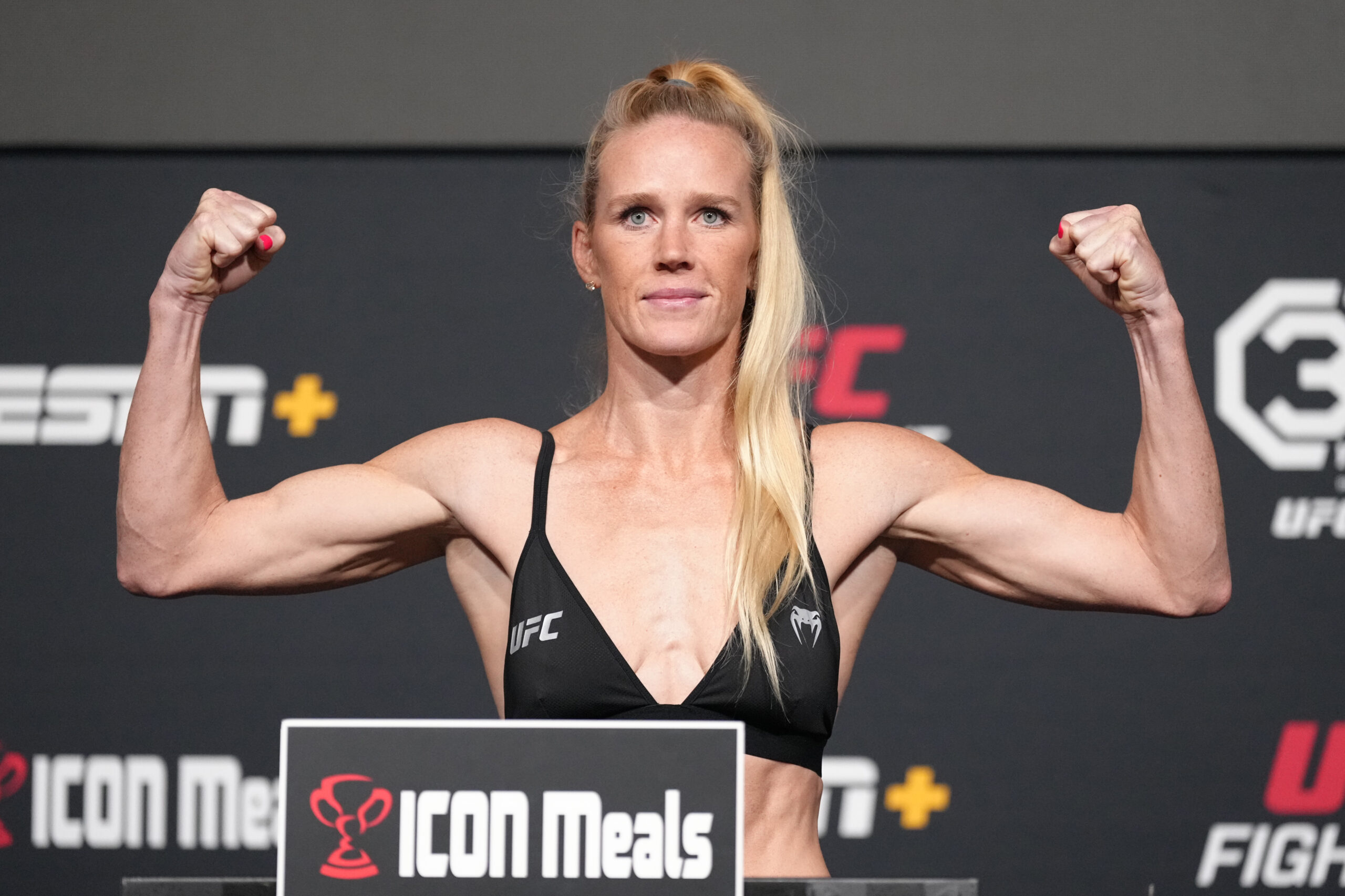 Video: Holly Holm and Amanda Serrano weigh-ins and live results