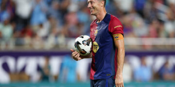 Robert Lewandowski’s wife lifts lid on Barcelona star’s future